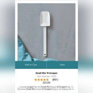 NEW Pampered Chef small Mix 'N Scraper